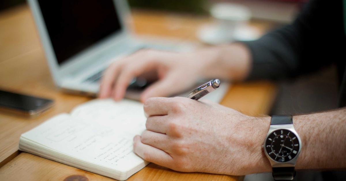 เจาะลึกงานพนักงานต้อนรับ (Receptionist) ในนาจอมเทียน: โอกาสทองของคนรักงานบริการในพัทยา