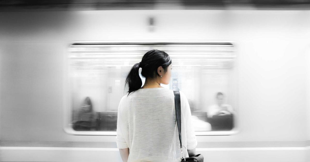 โอกาสงานโรงแรมพัทยา: รับสมัครพนักงานต้อนรับ (Receptionist) ในเขตบางละมุง-หนองปรือ รายได้ดี สวัสดิการครบ